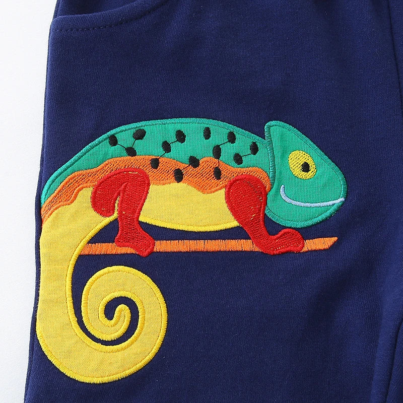 Shorts with Lizard print